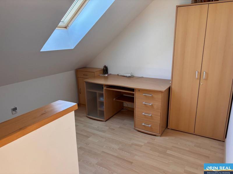 12ca5d88-3b14-4ce8-bb8f-57c303e87ef1 (002).JPG