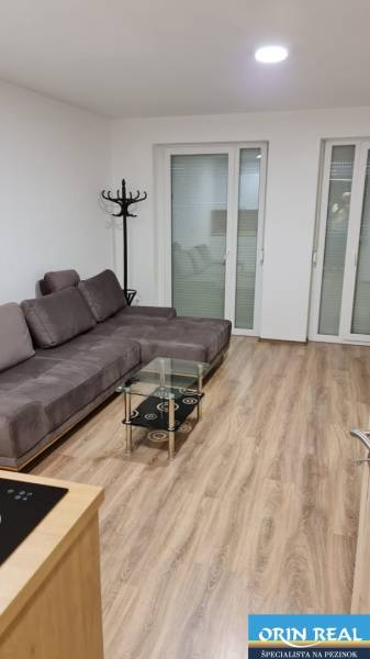 8f6cd1da-711d-4d5f-a957-9c2f8ffec916 (002).JPG